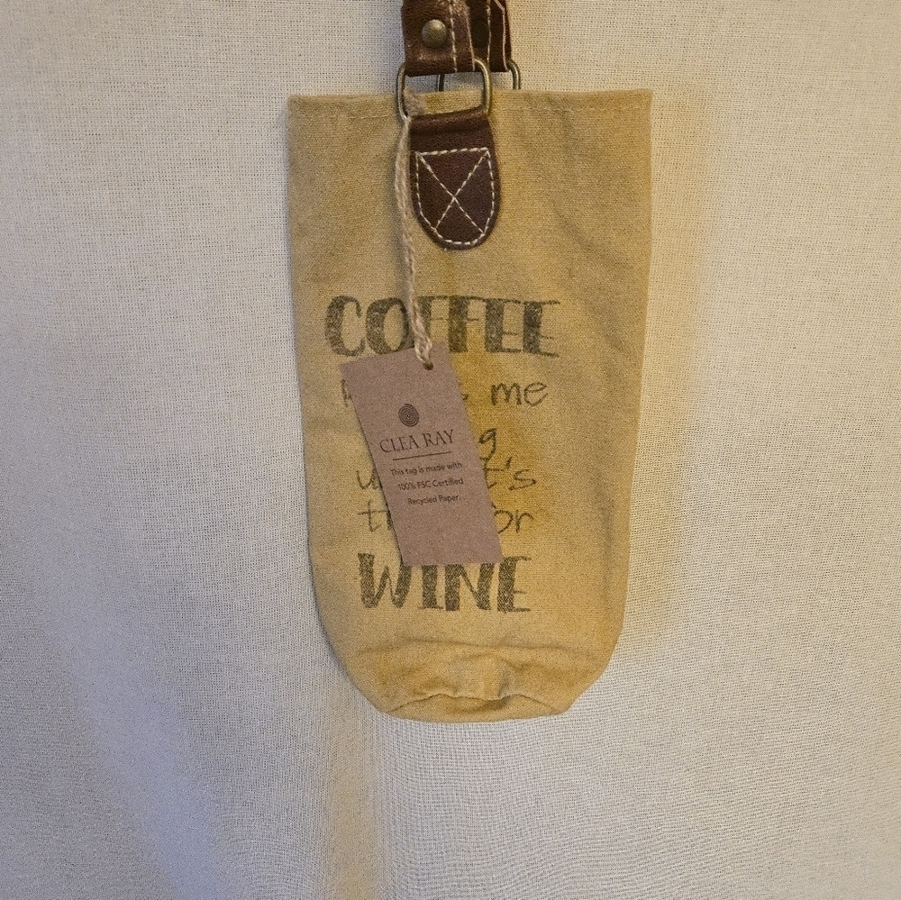 NWT Canvas Wine Tote with Brown Handles Great Hostess Gift! Just Add Wine - Picture 3 of 3